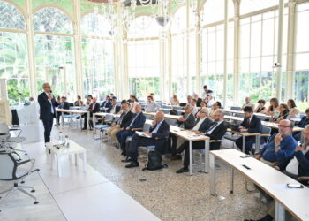 Auto ibride in Italia: boom di vendite ma serve una classificazione chiara