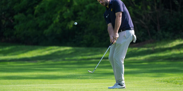 Vecchi Fossa trionfa in Francia e guida l’Ordine di Merito dell’Alps Tour
