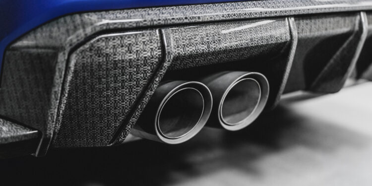 BMW Group introduce i compositi in fibre naturali nella produzione di serie