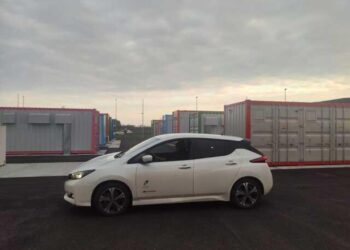 Nissan trasforma le batterie della LEAF in energia pulita per l’aeroporto di Fiumicino