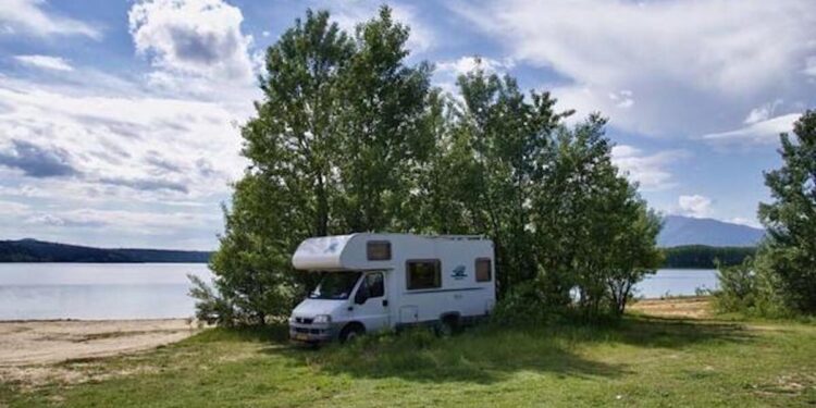 Camper, turismo in crescita: quasi 9 miliardi di impatto economico nel 2025
