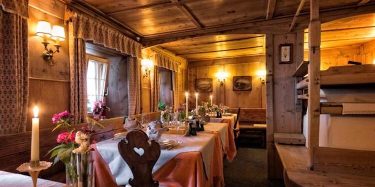 Tradizione ladina e sapori autentici: ristoranti di charme e birra artigianale nel cuore delle Dolomiti
