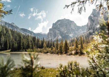 Il laghetto che scompare: il Lech de Ciampedel e i laghi incantati della Val Gardena