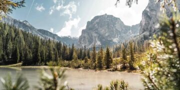 Il laghetto che scompare: il Lech de Ciampedel e i laghi incantati della Val Gardena