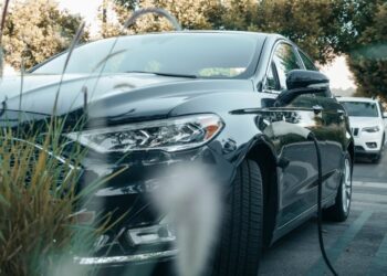 Furti di batterie dalle auto ibride: un’emergenza crescente in tutta Italia