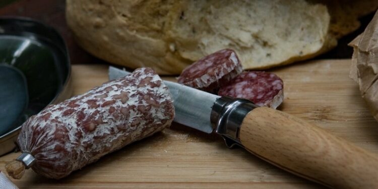 Salumi contaminati da salmonella: i lotti da evitare e cosa fare
