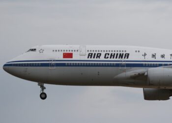 Collisione sfiorata nei cieli russi: volo Air China per Milano a 90 metri da un cargo