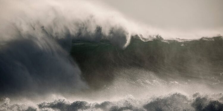 Terremoto devastante nel Pacifico: magnitudo 8.8 e allarme tsunami globale