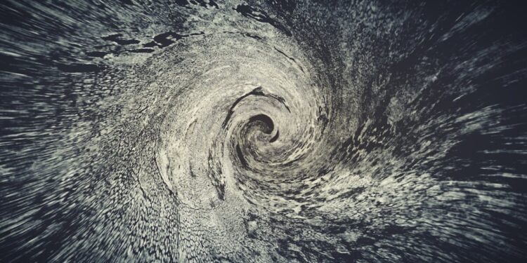 Il ciclone Isaac divide l’Italia: grandine al Nord, inferno di caldo al Sud