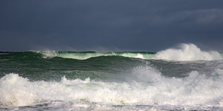 Terremoto di magnitudo 7.1 nello Stretto di Drake: scossa profonda e allerta tsunami