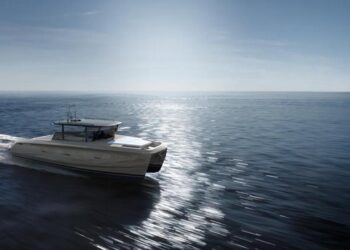 Bluegame presenta il nuovo BGF45 al Cannes Yachting Festival 2025