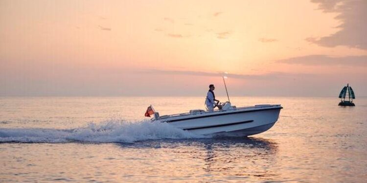 Evene Tenders presenta la Origin Series al Cannes Yachting Festival 2025